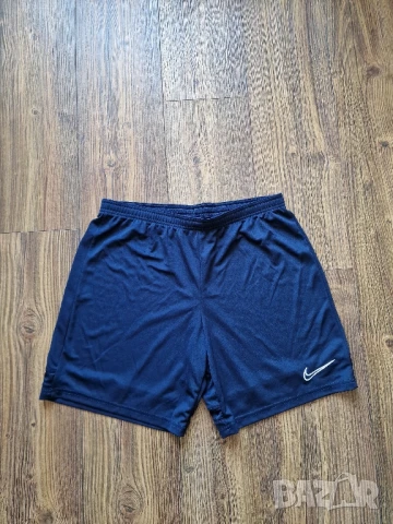 Страхотни мъжки къси шорти NIKE размер L