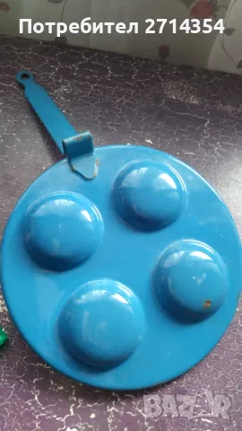 Ретро емайлиран тиган , снимка 2 - Антикварни и старинни предмети - 49355528