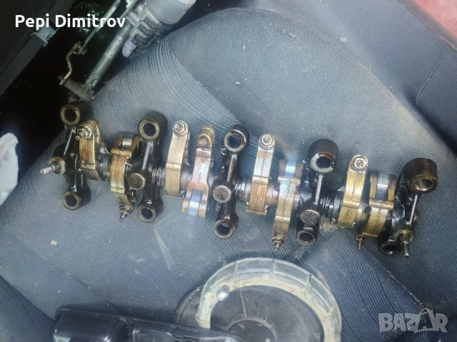 Пежо 206 разпределителен вал с кобилици 1.4 бензин 75 коня, снимка 3 - Части - 52616334