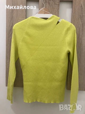 Нова блуза на DKNY, оригинална , снимка 3 - Блузи с дълъг ръкав и пуловери - 56372405