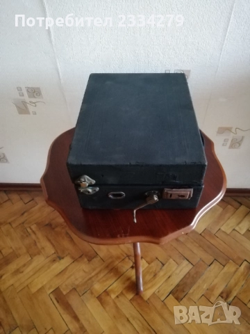 Стар Английски навиващ се грамофон. Оригинална декорация, 100% автентичност. , снимка 8 - Антикварни и старинни предмети - 52747566