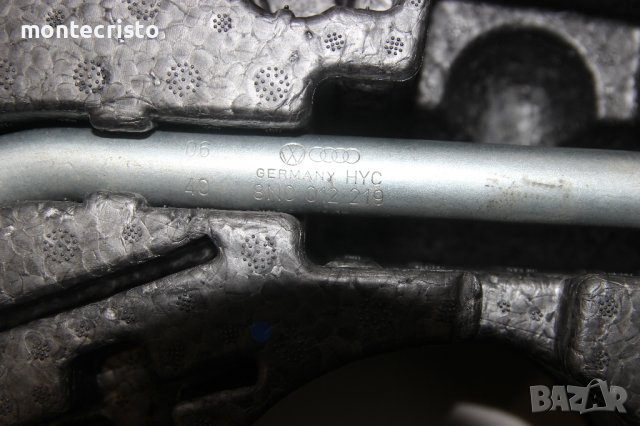Авариен комплект крик Audi A3 8P (2003-2012г.) ключ за гуми / 1K0011031J / Стиропор крик, снимка 7 - Аксесоари и консумативи - 42174815