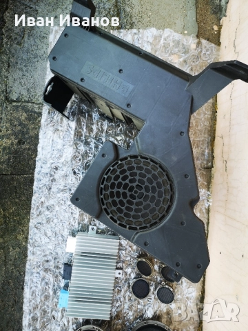 усилвател, говорители, пищялки и буфер от Citroen C5x7 HiFi система , снимка 2 - Части - 51602253