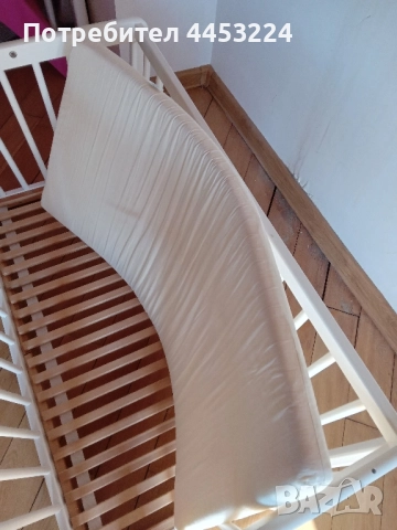 Бебешко легло- люлка и музикални въртележки, снимка 4 - Бебешки легла и матраци - 51493626