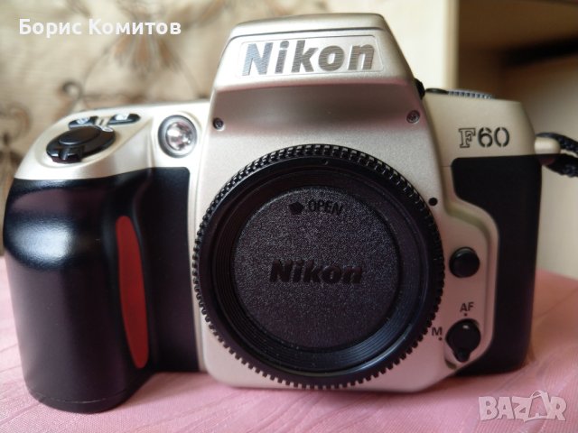 Огледално-рефлексен фотоапарат Nikon F60 произведен в Япония