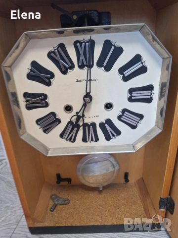 Стар механичен часовник , снимка 3 - Антикварни и старинни предмети - 51783884