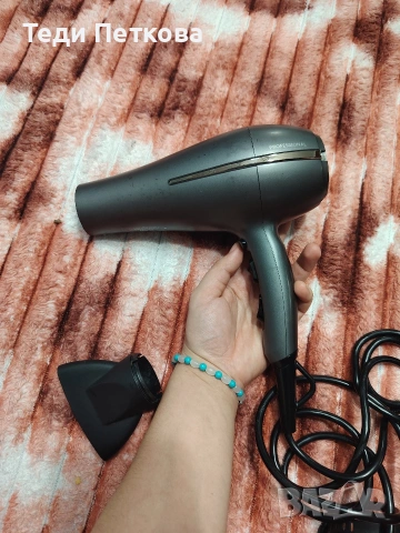 Продавам професионален сешоар Visage GT-HDp-06 