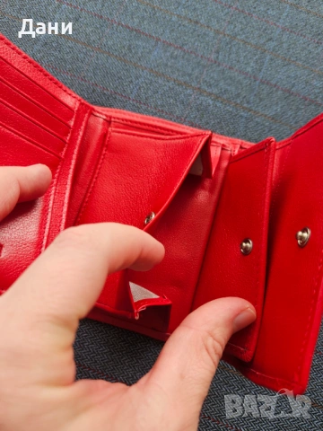 Чисто НОВО дамско портмоне Rossi от естествена кожа, ярко червено, снимка 6 - Портфейли, портмонета - 53700050