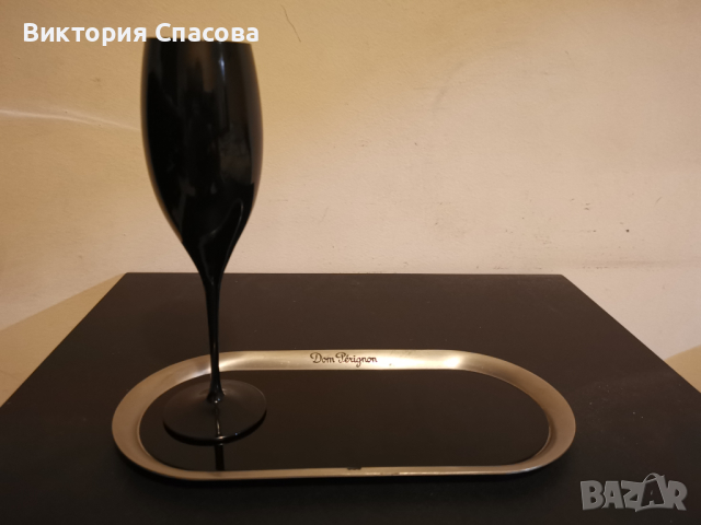 Dom Pérignon Champagne Vintage " Caviar Dish Tray " + Champagne glass, снимка 1 - Колекции - 44687845