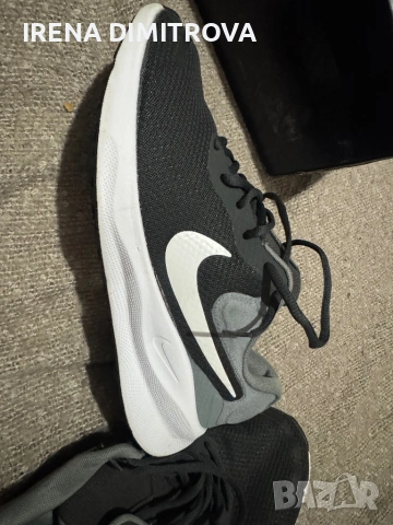 Nike revolution номер 44,5
