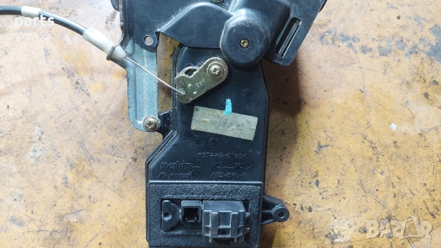 Предна Дясна Брава - Ключалка Мазда 6, снимка 5 - Части - 52021642