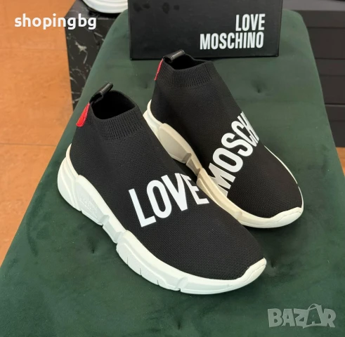 Дамски сникърси Love Moschino JA15584  259 лв., снимка 2 - Дамски ежедневни обувки - 51064552