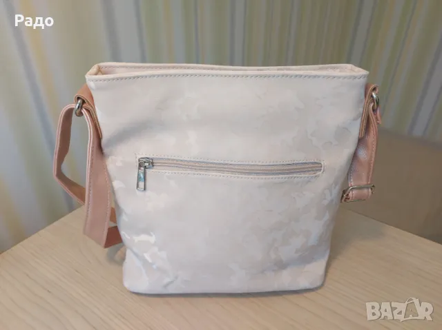 Нова дамска чанта през рамо или в ръка розово злато абитуриентски бал мини чантичка раница спортна, снимка 3 - Чанти - 49409695