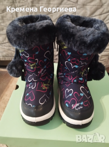 Апрески, снимка 2 - Бебешки боти и ботуши - 51831544