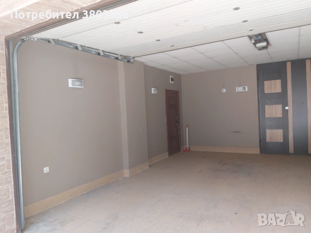 Гараж за две коли под наем/склад в к-с Макси, снимка 2 - Гаражи и паркоместа - 52920397