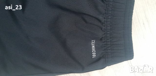 Оригинални панталони Adidas , снимка 3 - Спортни дрехи, екипи - 41688825