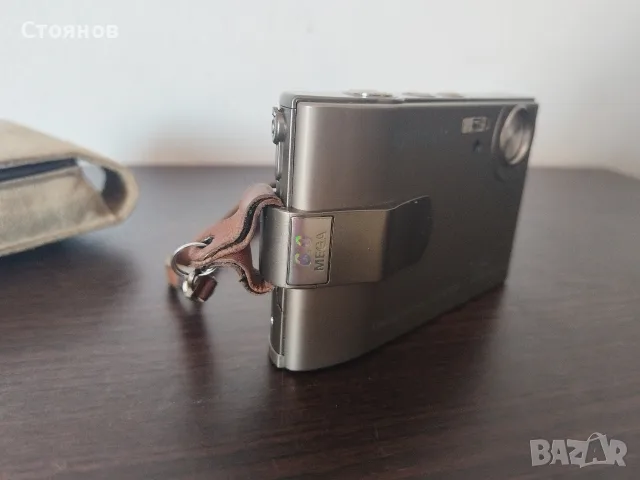 Камера SAMSUNG Digimax i6 PMP Limited Special Edition, снимка 5 - Фотоапарати - 56152040