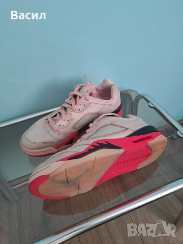 Дамски маратонки Jordan Air Jordan 5 pink 40' Air Jordan 5 Low "Arcti, снимка 6 - Маратонки - 53753659