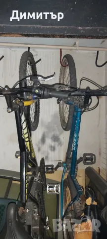 Продавам стойка за 5броя велосипеди за таван 