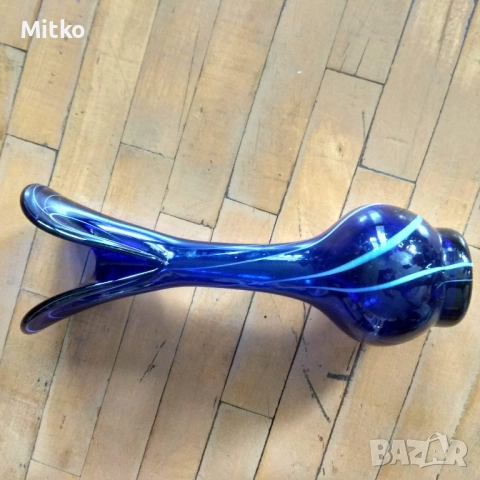 Ваза син кристал
