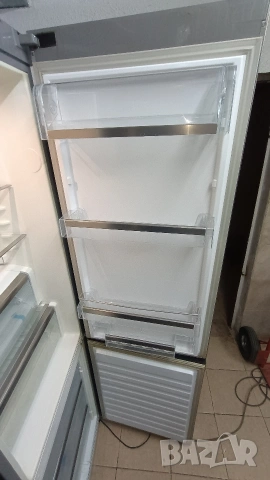 Хладилник Whirlpool No Frost , снимка 7 - Хладилници - 53571258