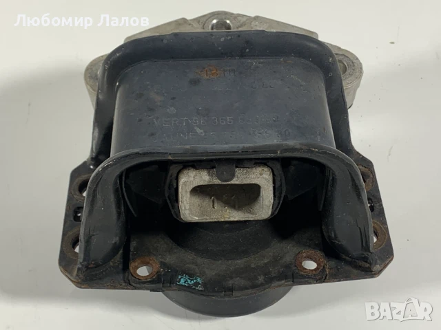 Тампон двигател десен Peugeot 5008 1.6 ТHP (09-13)г. 9655922980