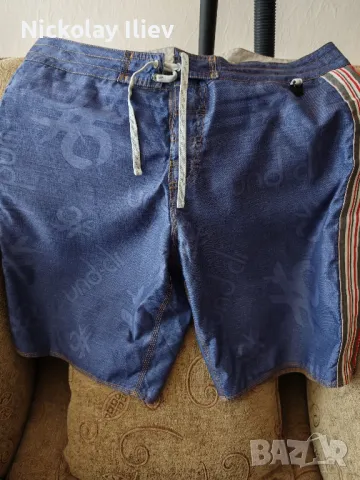 Къси дънки на Benetton