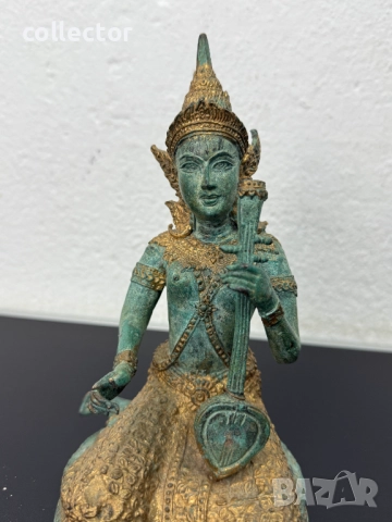 Бронзова фигура на богиня - Сарасвати. №7424, снимка 2 - Антикварни и старинни предмети - 51935707