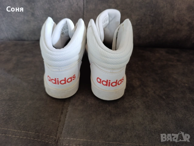 Дамски кецове Adidas, снимка 3 - Кецове - 53622247