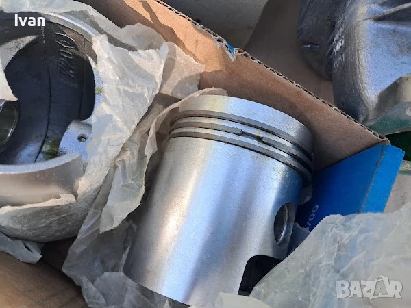 Нови и втора употреба части за Трабант Trabant, снимка 13 - Части - 50107557