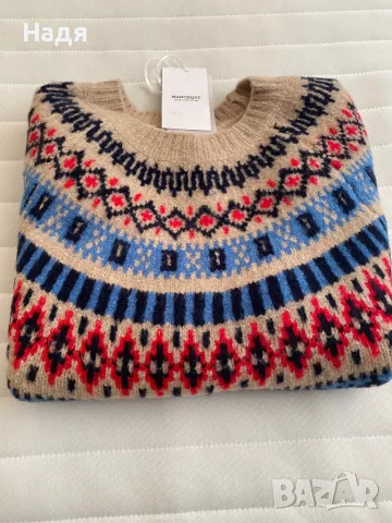 Пуловер - М,цветен,красив,мек и топъл