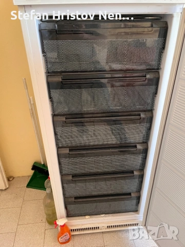 Продавам вертикален фризер ., снимка 2 - Фризери - 53259624