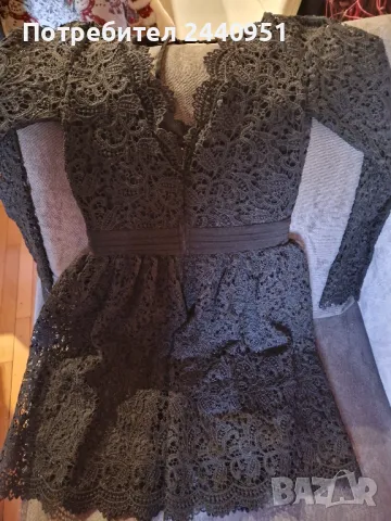страхотна елегантна рокля xs-s размер.Ползвана 2 пъти и е в перфектно състояние. , снимка 3 - Рокли - 49010719
