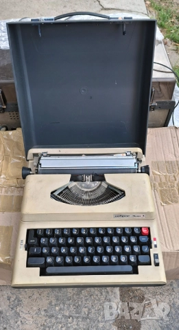 3 пишещи машини Хеброс 1300, Хеброс 300 и Марица 30, снимка 3 - Антикварни и старинни предмети - 52828906