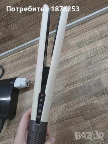 Dyson Airstrait HT01 , снимка 2 - Преси за коса - 53414260