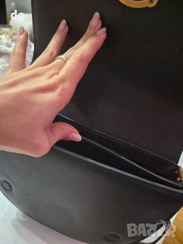 Оригинална чанта Pinko, снимка 6 - Чанти - 53175366