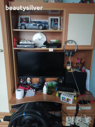 Обзавеждане за детска стая, легло с матрак, секция с гардероб, снимка 4 - Мебели за детската стая - 49507540