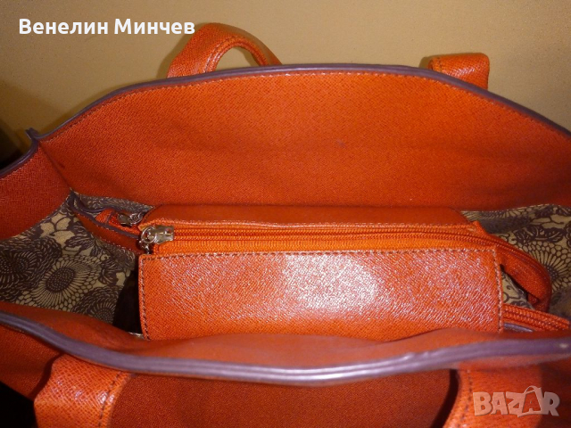 Дамска чанта, снимка 3 - Чанти - 36296812