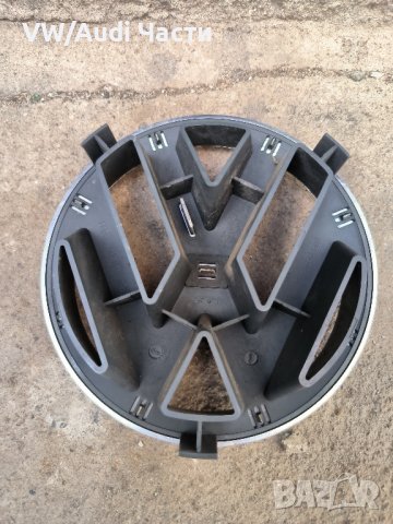 Емблема за предна решетка маска броня за VW Touareg Фолксваген Туарег 7L6853601, снимка 2 - Части - 44278315