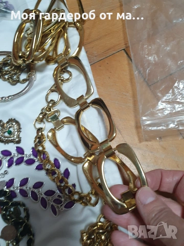 Лот бижута винтидж.Лондон, снимка 12 - Бижутерийни комплекти - 53737364