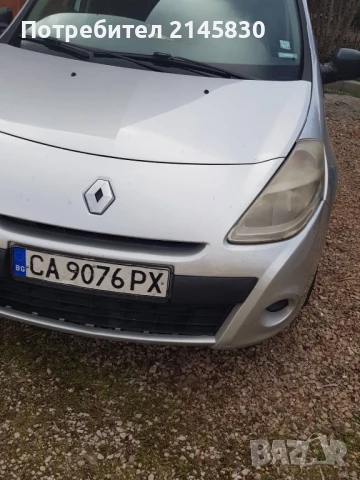 Renault Clio, снимка 2 - Автомобили и джипове - 51089177