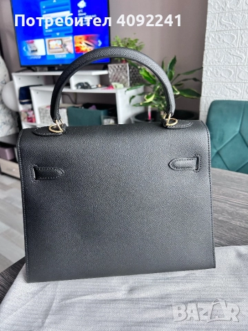 Дамска чанта, снимка 3 - Чанти - 52539256