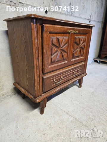 Шкаф/барче с дърворезба, снимка 2 - Шкафове - 52147240