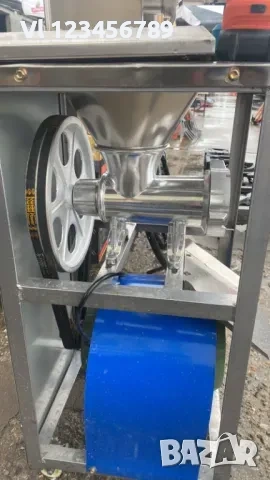 Алуминиева месомелачка №32+стойка с плот и фуния на колела +мотор 2,2 kW, снимка 6 - Месомелачки - 53817391