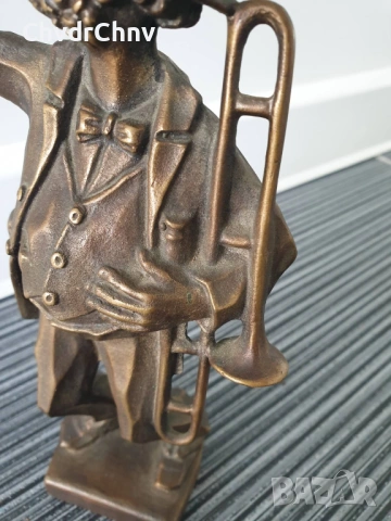 22см-3кг стара бронзова скулптура/фигура на музикант-пияница/немска статуетка, снимка 4 - Статуетки - 53691229
