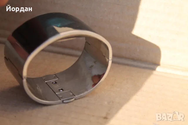 Дамски часовник гривна ''Calvin Klein'', снимка 13 - Дамски - 49392048