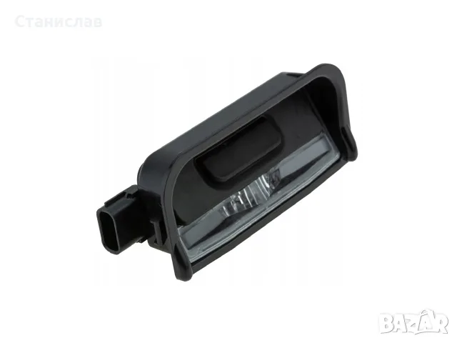 Бутон на дръжка за багажник за Honda CR-V MK5 – 34100-TLA-A01