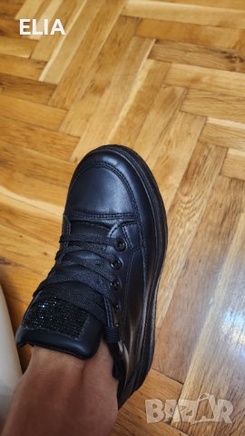 Дамски обувки, снимка 5 - Дамски ежедневни обувки - 41975668