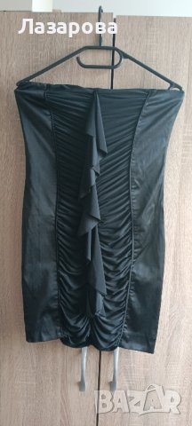 Малка черна рокля, снимка 1 - Рокли - 41845643