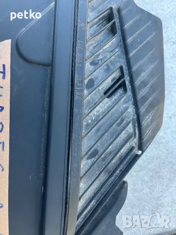 Десен фар за Туарег 2018, снимка 4 - Части - 49556894